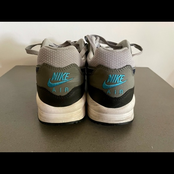 Nike - Air Max Light Essential - Picture 4 of 9